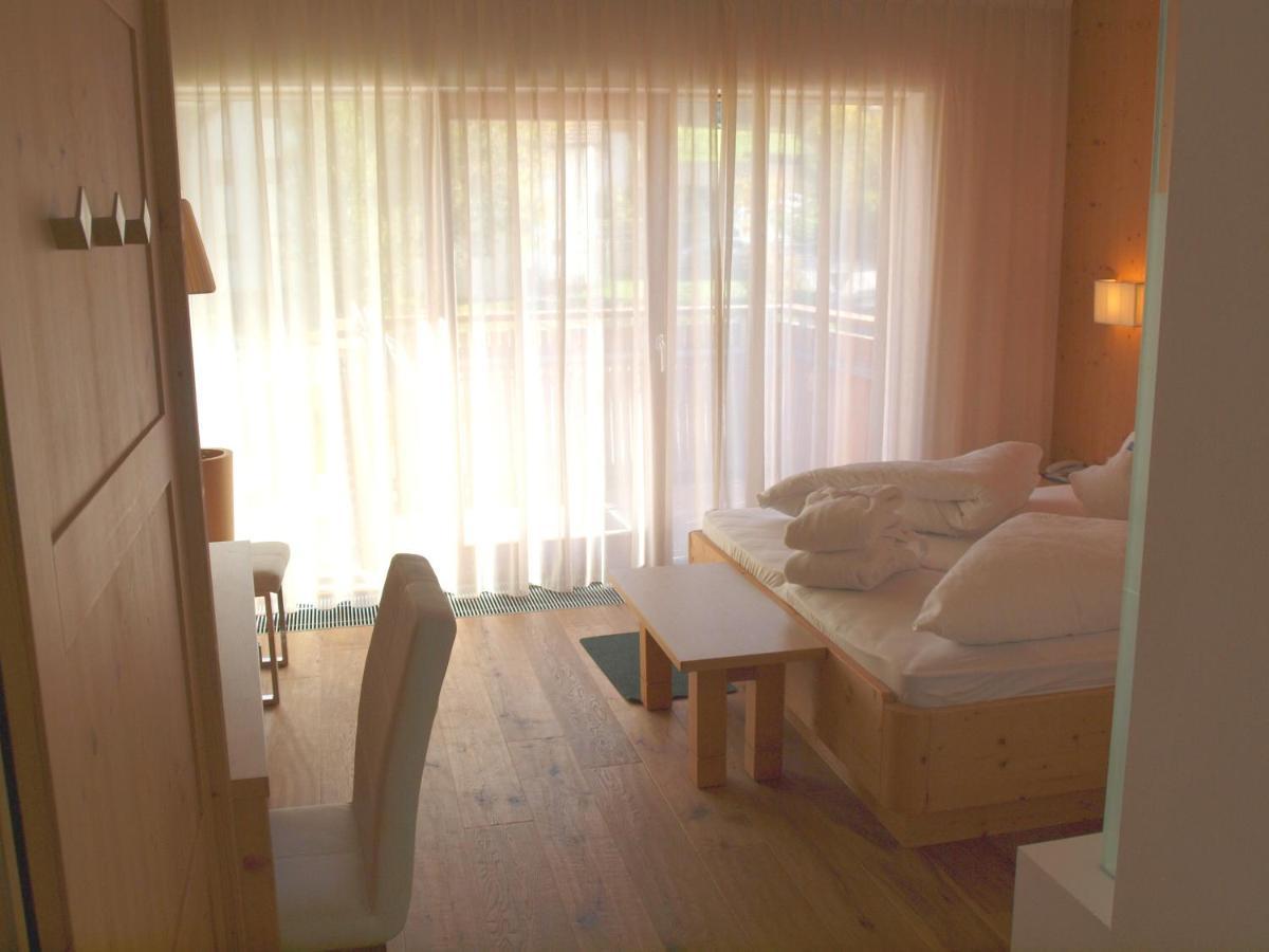 Sporthotel Rasen Rasùn di Sotto Dış mekan fotoğraf