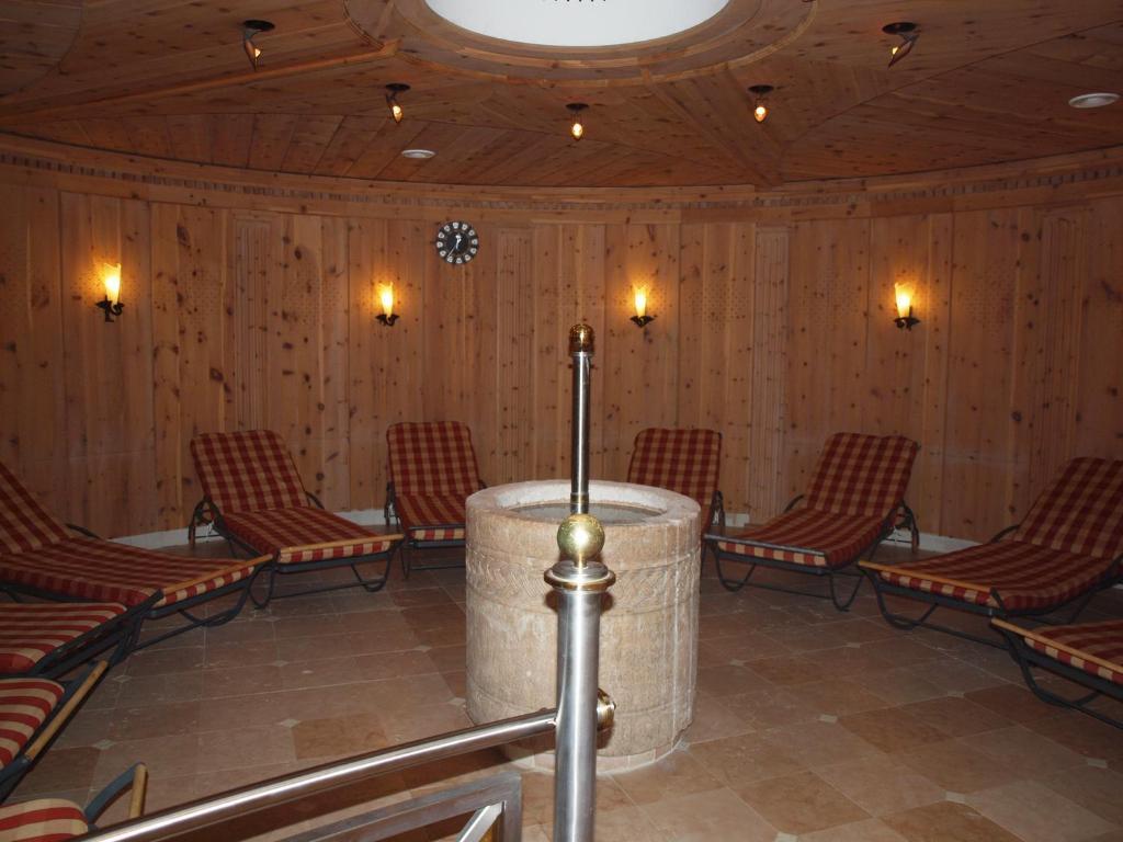 Sporthotel Rasen Rasùn di Sotto Dış mekan fotoğraf